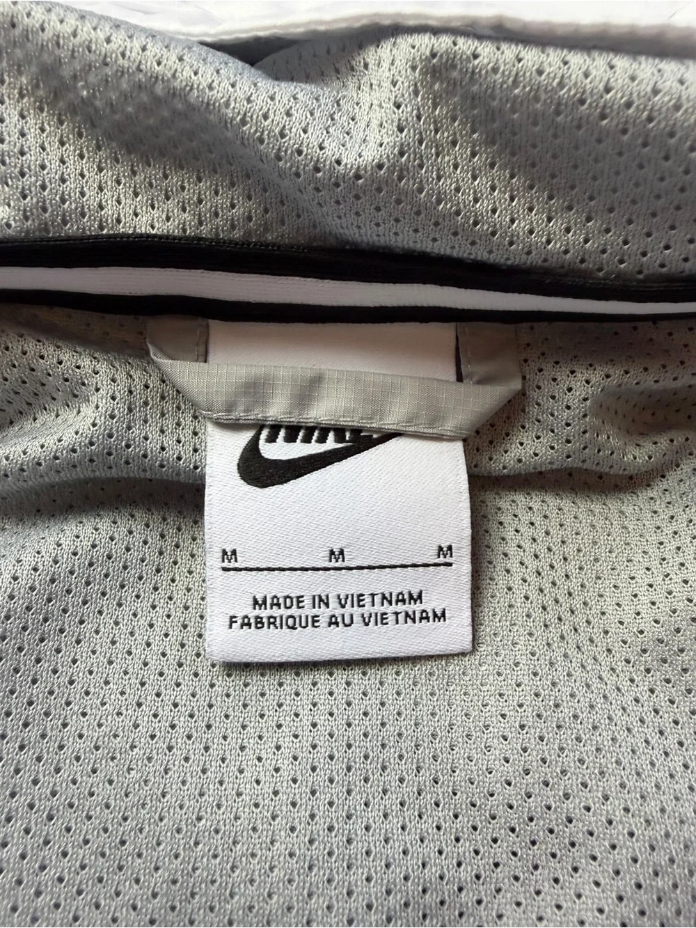 Nike Kids Medium white, gray & black Hooded Full-Zip Windbreaker Jacket